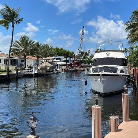 Adorable House With Amazing Water Front Of Canal Villa Pompano Beach Dış mekan fotoğraf